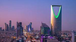 You are currently viewing مركز دراسات الاستثمار والاقتصاد بشركة ساحات المدن  يعلن بأن وزارة الاستثمار تعرض 1600 فرصة استثمارية بقطاعات نوعية في السعودية، والمملكة ملتزمة بتنويع اقتصادها وتحفيز النمو من خلال الاستثمارات الاستراتيجية